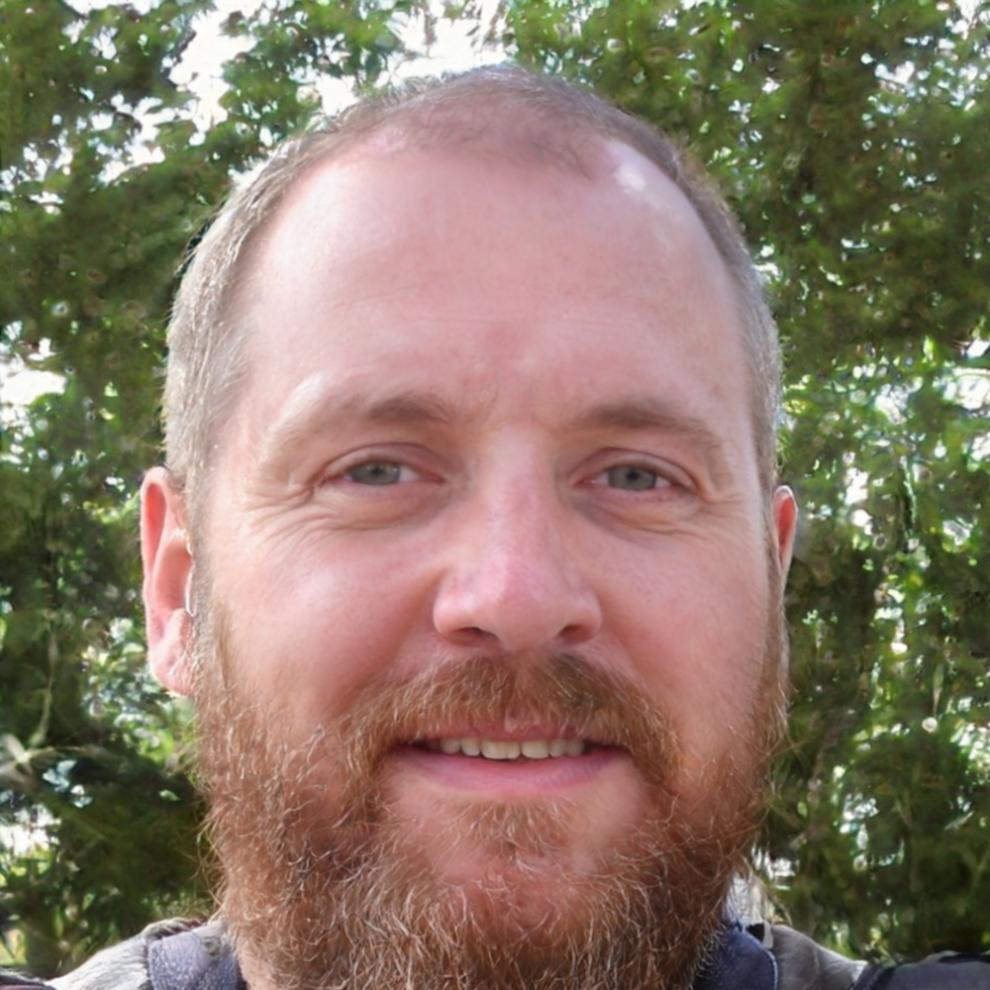 Ritratto professionale di Davide Ferrarini